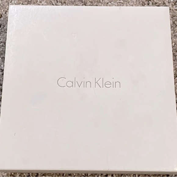 Calvin Klein Polished Rose Gold Chevron Choker Necklace - Picture 7 of 9